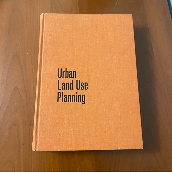 Urban Land Use Planning F Stuart Chapin Jr Vintage Book Hardcover 1965 Engineer - Picture 2 of 9
